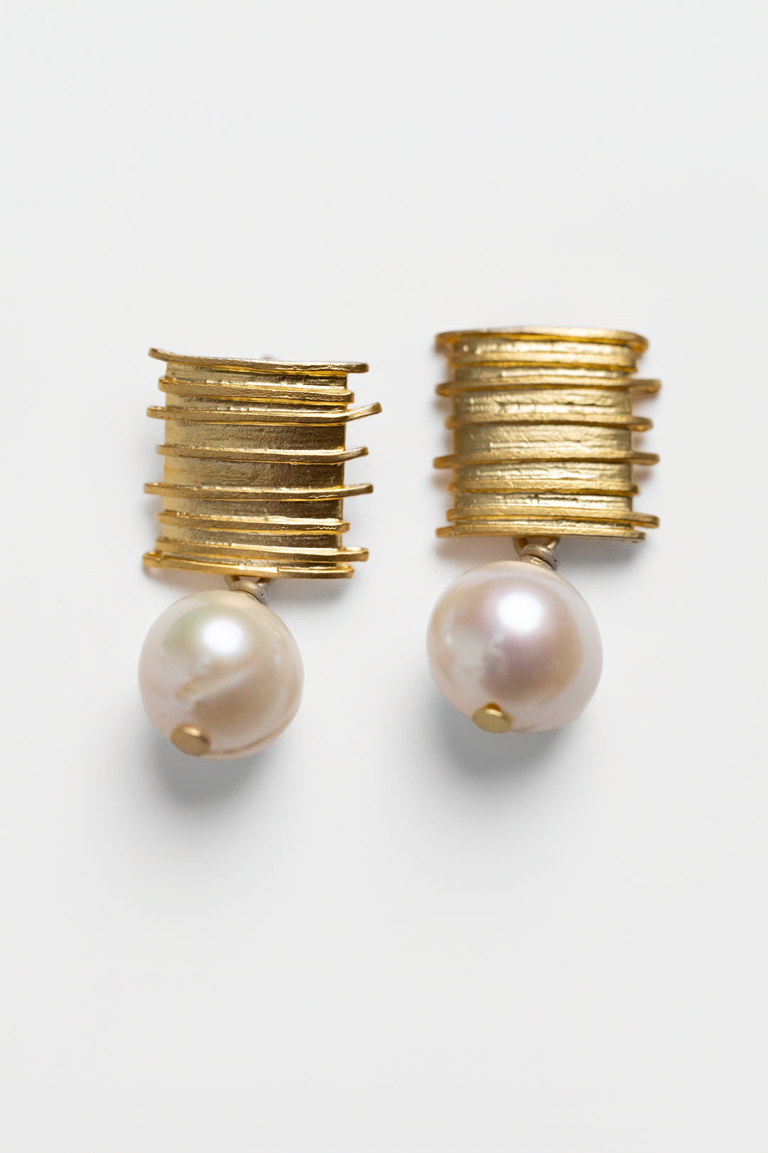 Beck Pearl Earrings