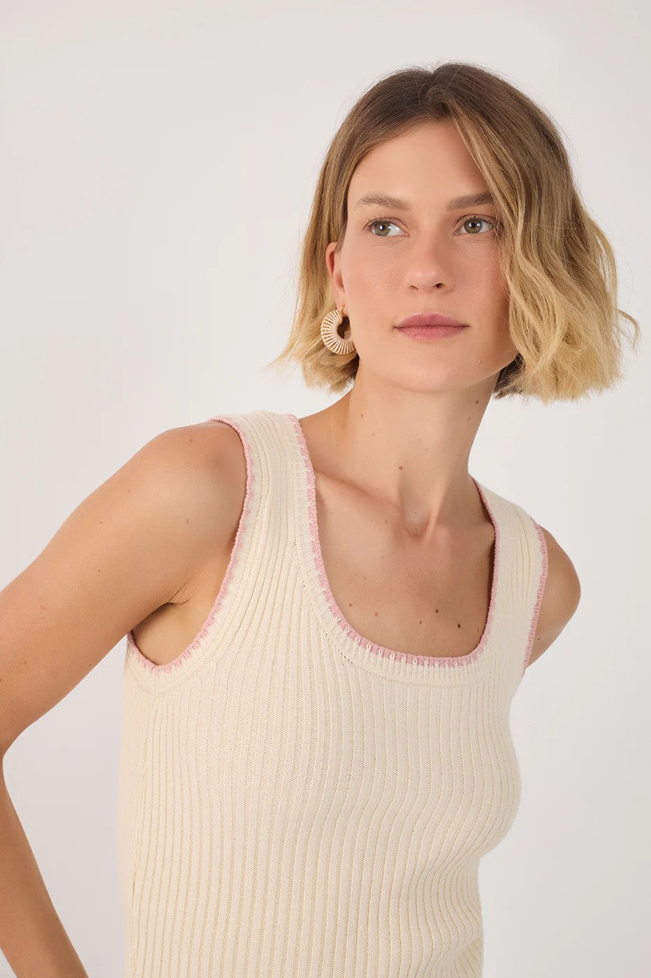 Beige Shell Dusty Pink Rib-Knit Tank
