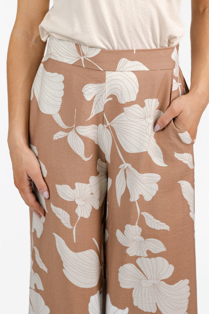 Beige Chloe Wide Leg Pant