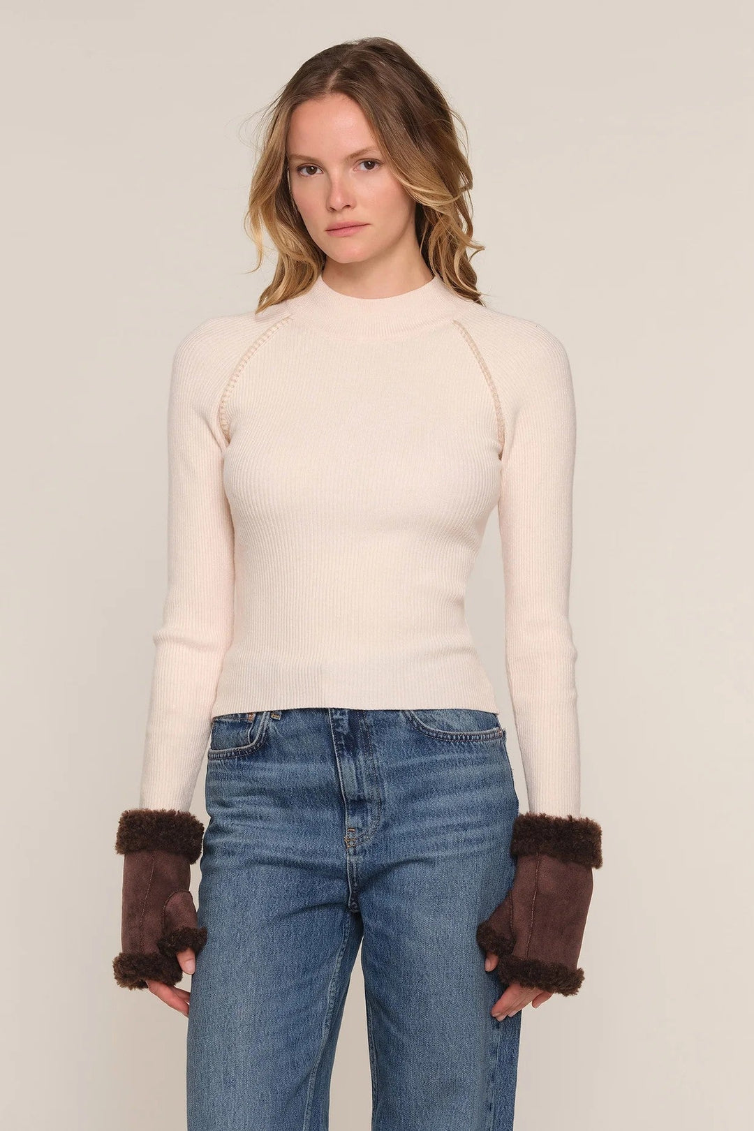 Bittersweet Rumi Gloves