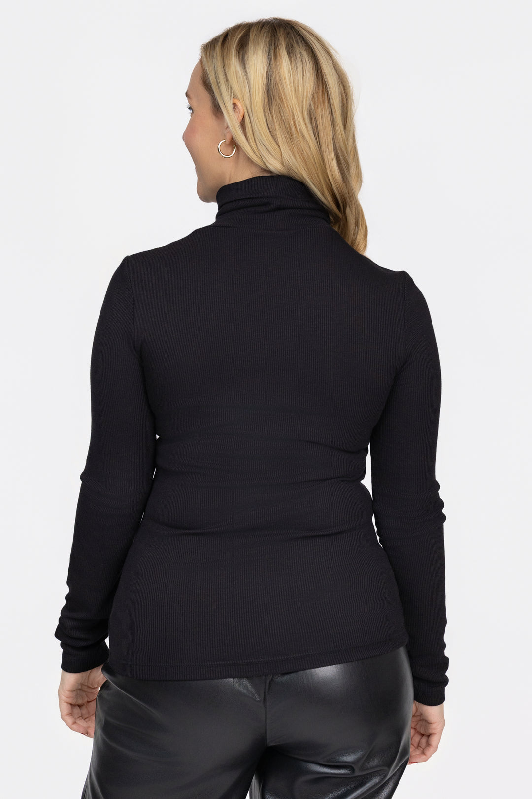 Black Essential Turtleneck