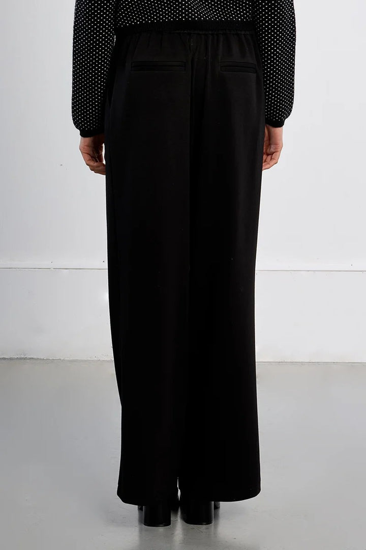 Black Knitted Pant
