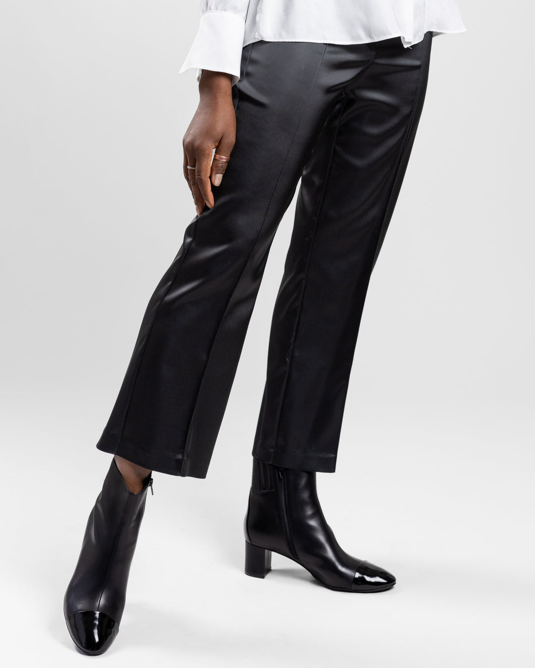 Black Shine Cropped Slim Kick Pant