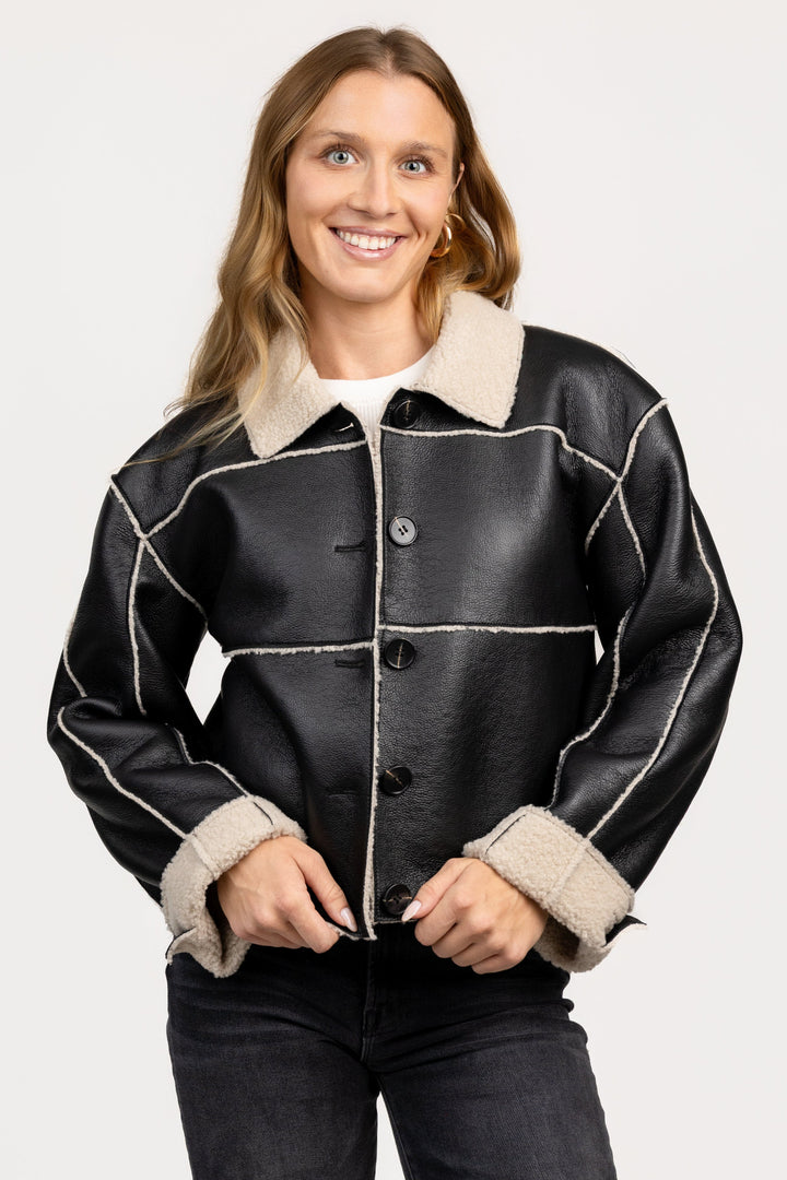 Black Tilia Coat