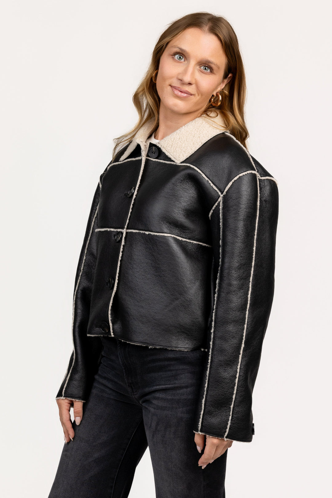 Black Tilia Coat