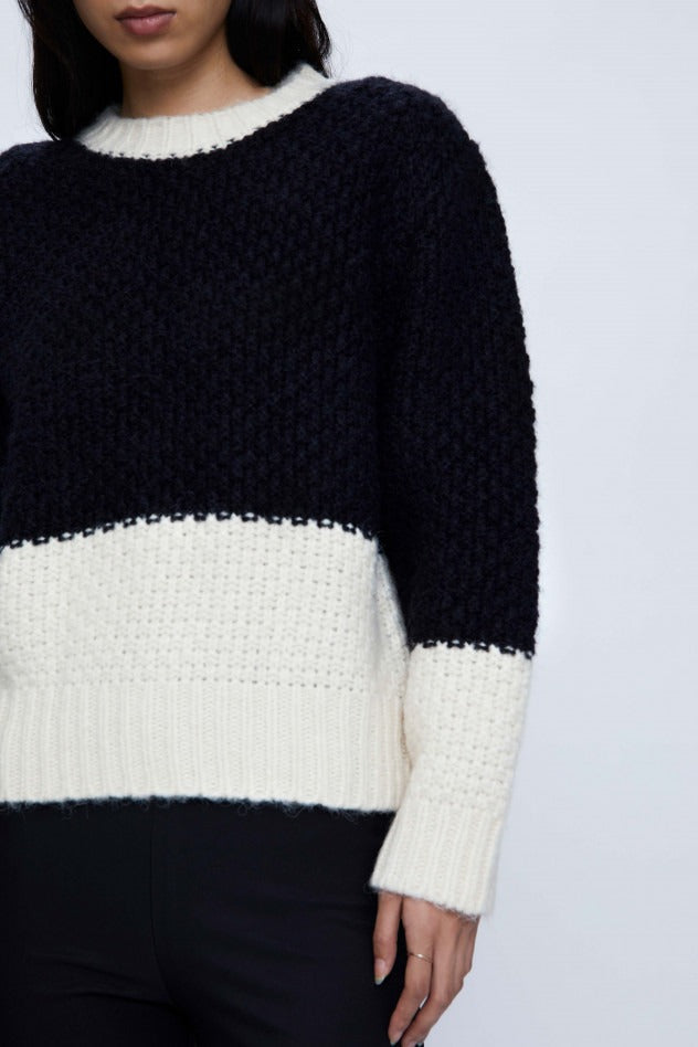 Black Two-Toned Chunky Knit Sweater