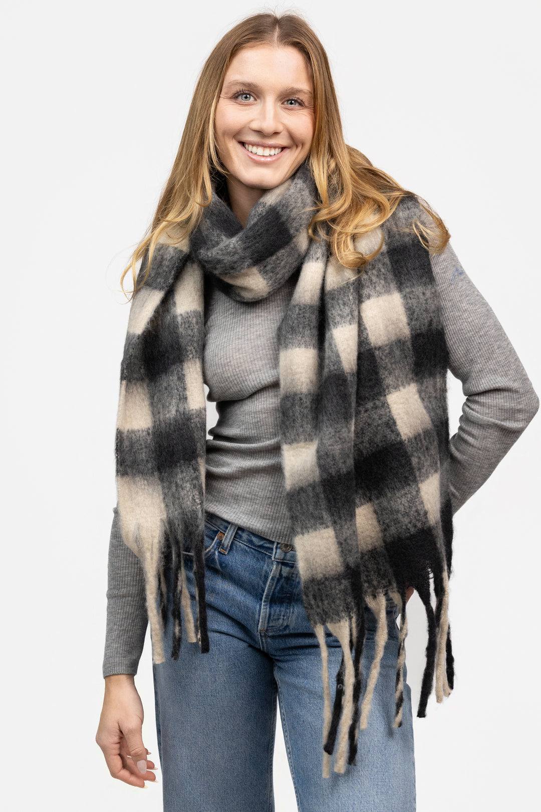 Black White Checkered Scarf