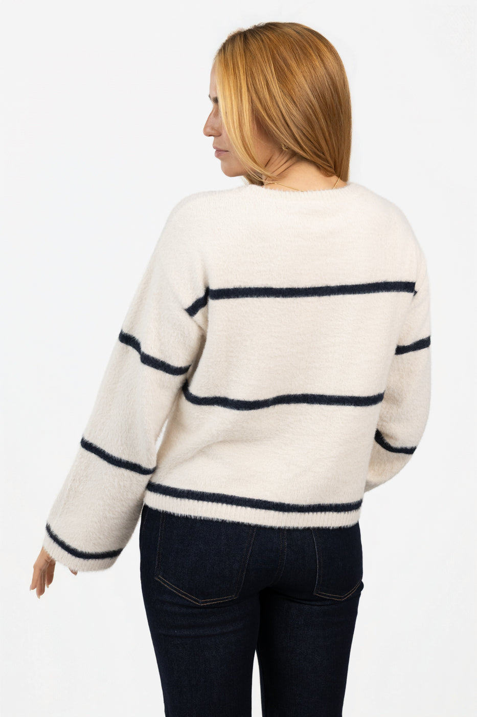 Cream Navy Iro Sweater