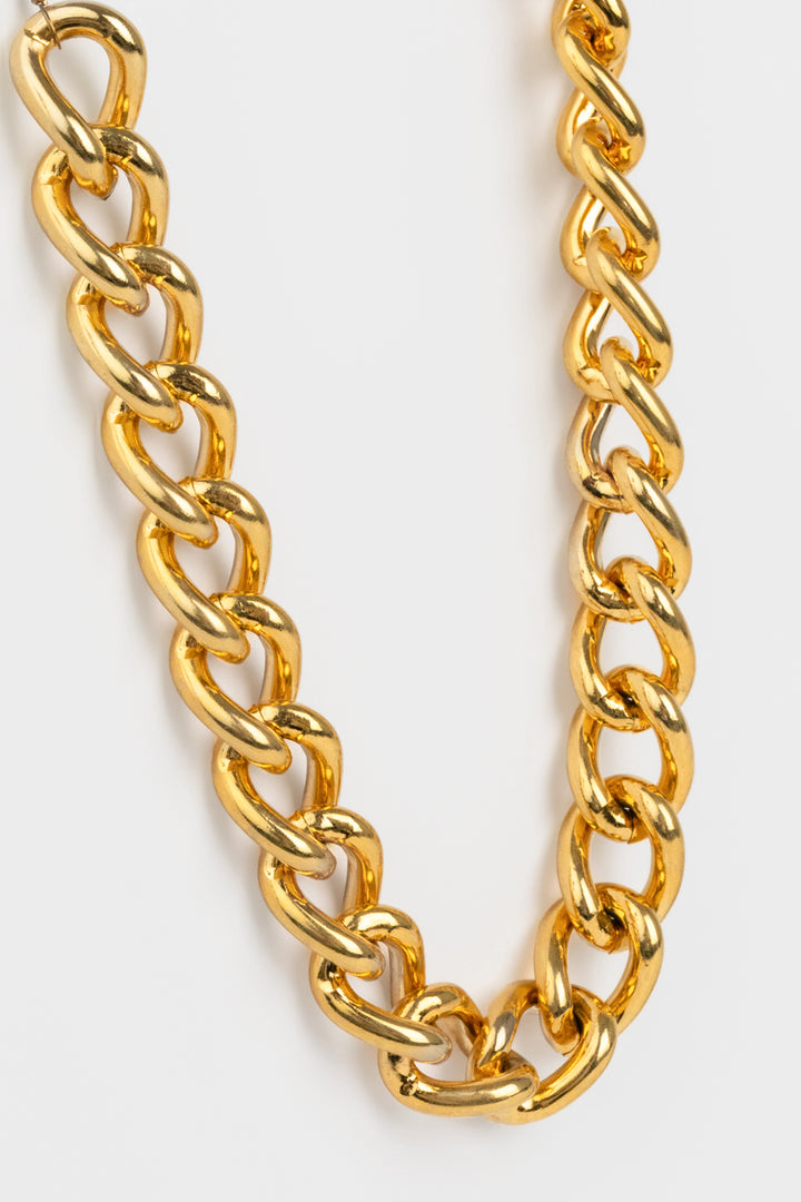 Curb Chain Statement Necklace