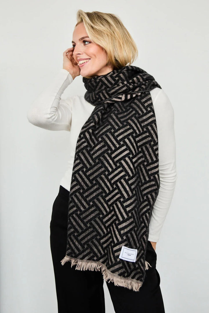 Elite Woven Black Winter Scarf