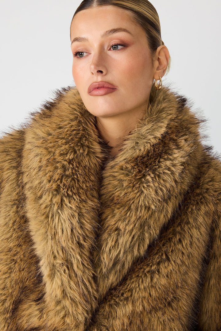 Honey Roe Coat