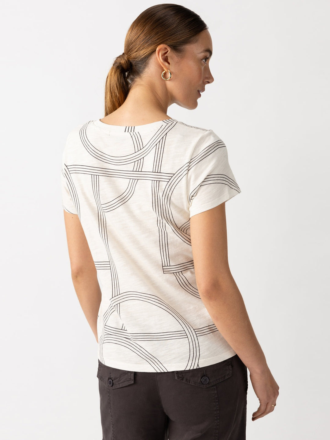 Ivory Black Graphic Lines Tee