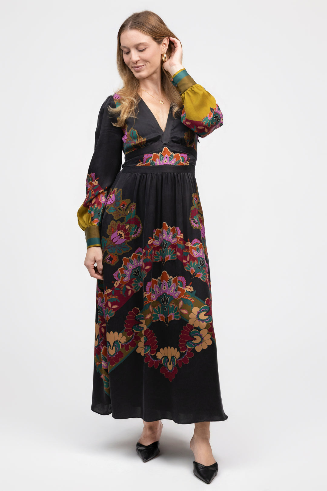 Lacquer Bush Lily Perle Dress