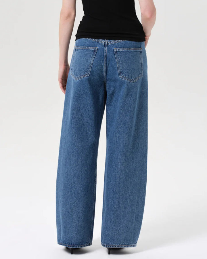 Myth Mid Rise Low Curve Jean