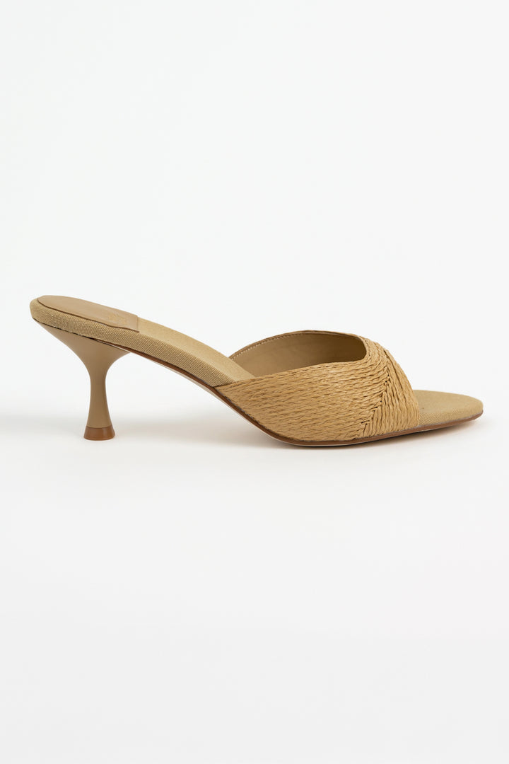 Natural Raffia Spy-Kid Sandal