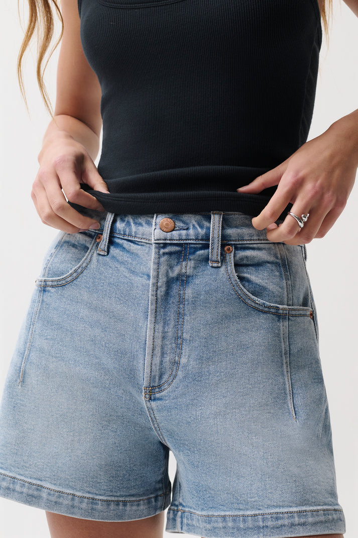 Terrace High Rise Aoki Short