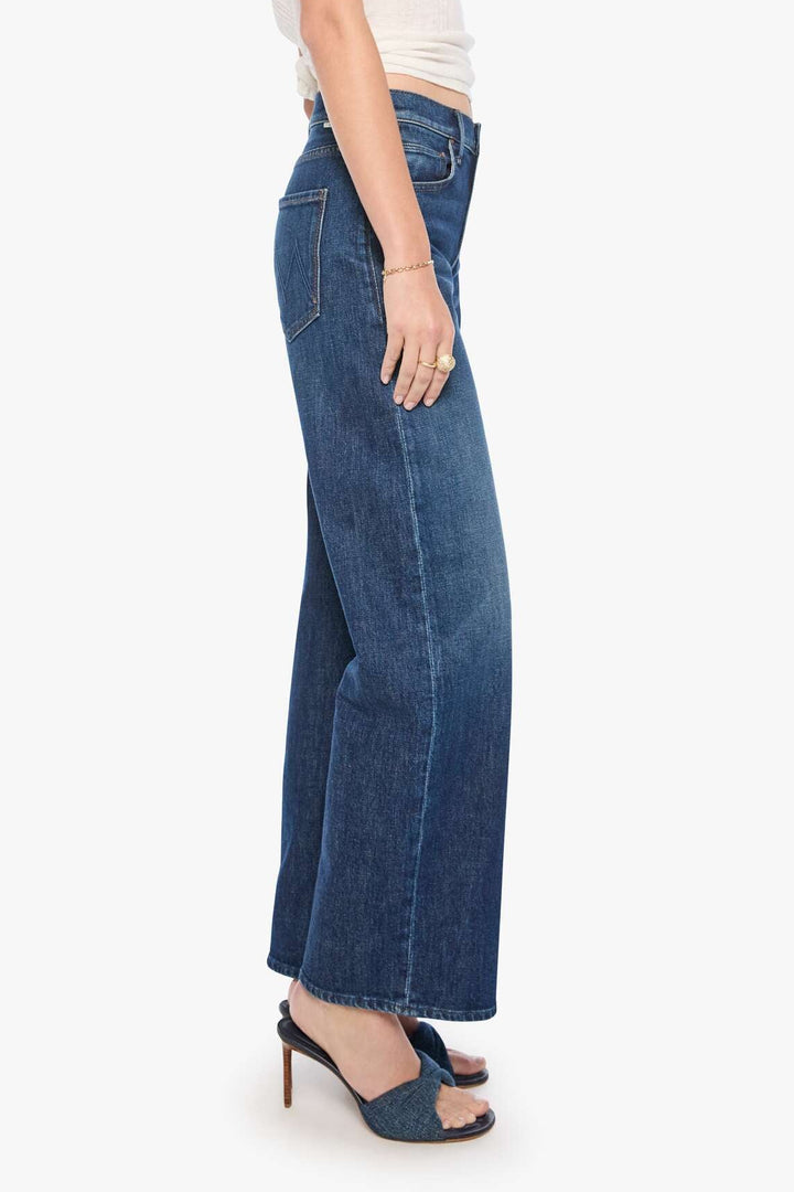 That Belongs In A Museum Lasso Sneak Jean