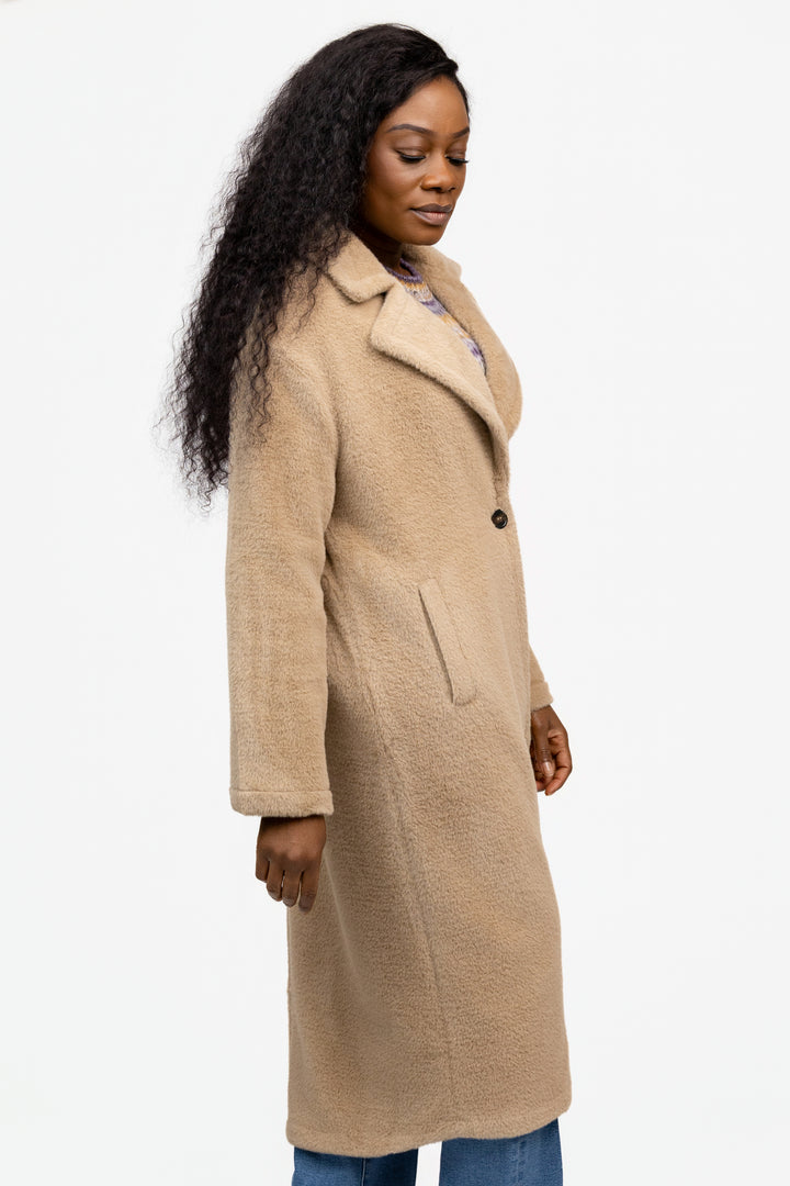 Warm Camel Live In Fur Coat