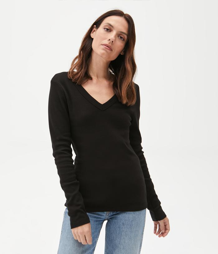 Black Long Sleeve V-Neck Shirt